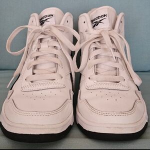 Size 8 Reebok Women's White High-Top Sneakers